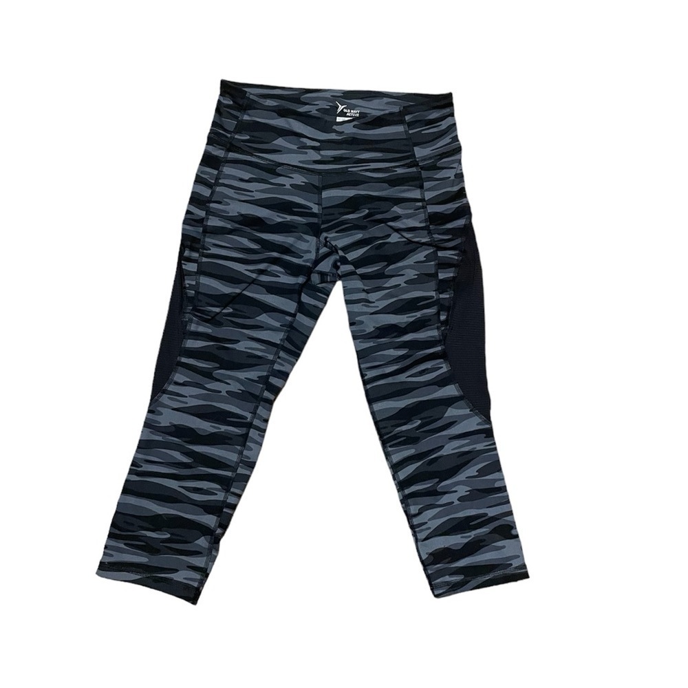 Old navy active go dry black gray camo workout leggings